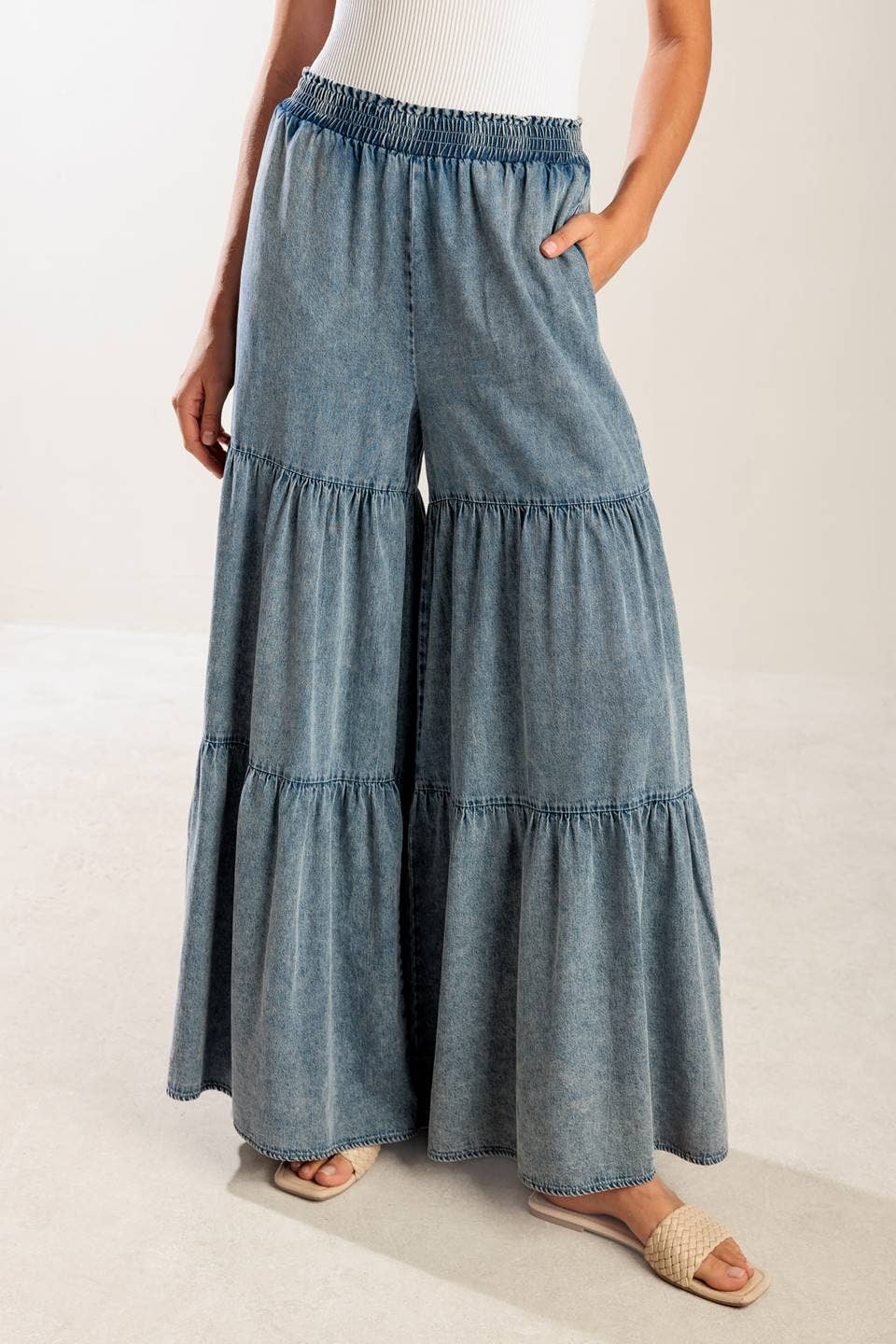 Washed Wide Leg Denim Pant